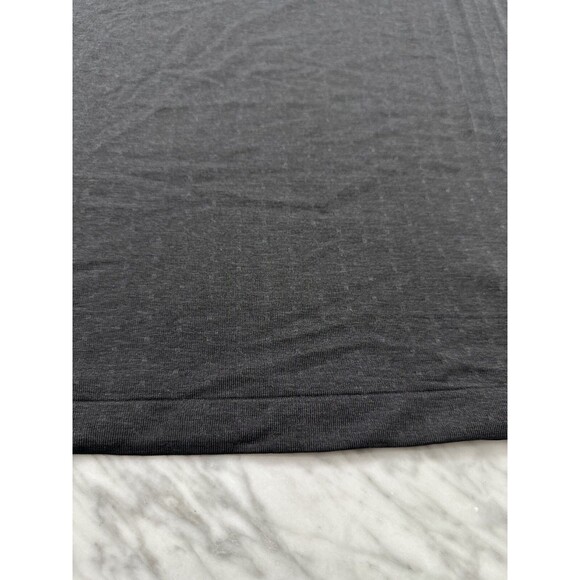 Under Armour Rush Celliant Athletic Gray Mens Medium Breathable jersey 1373724 - Picture 6 of 10